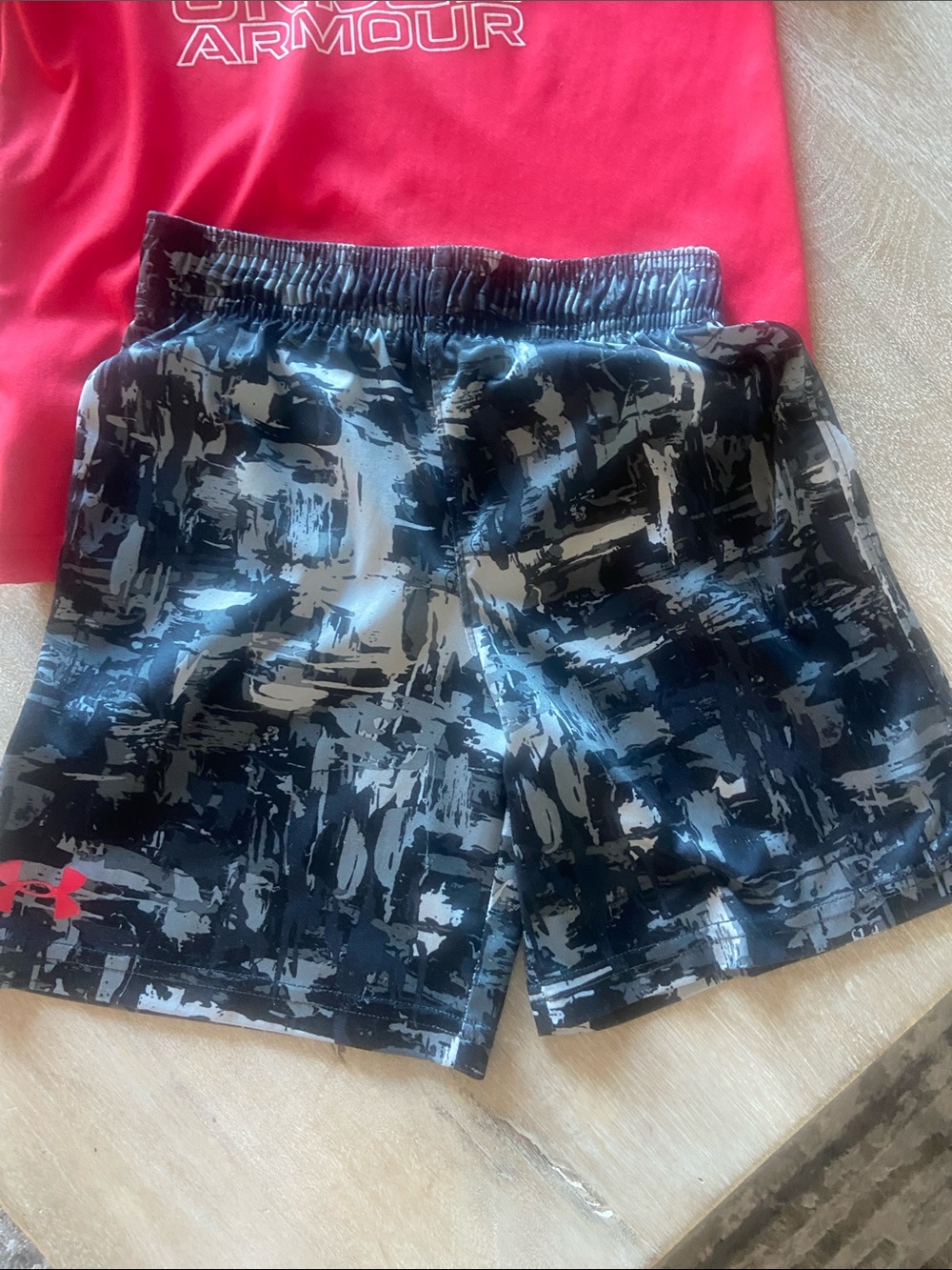 Under Armour Camo Shorts Set - Picture 3 of 7